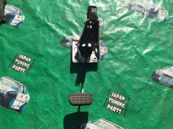 Педаль тормоза. Toyota Wish, ANE10, ZNE10G, ANE10G, ZNE14G, ANE11W