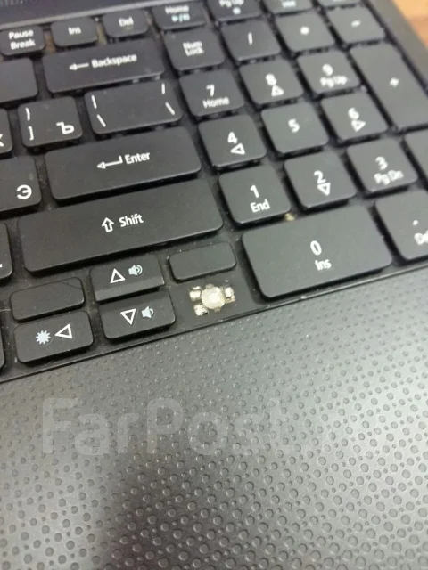 eMachines E732G. 15.6", 2 400����, ��� 3072 ��, ���� 320���, WiFi: 1, Bluetooth: 1 ����