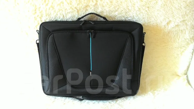 DEXP Ares E101. 17.3", 3,4����, ��� 8 ��, ���� 1 000���, WiFi: 1, Bluetooth: 1, ����������� �� 6��. ����