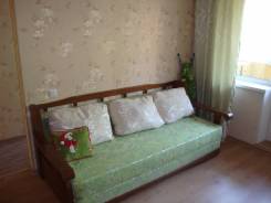 1-комнатная, улица Давыдова 24. Вторая речка, частное лицо, 30 кв. м.