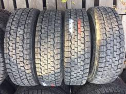 Yokohama SY900. Зимние, без шипов, износ: 5%, 4 шт