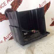 Крепление аккумулятора. Honda Civic, FD1, FD2, FD3 Двигатели: LDA, R18A, K20A