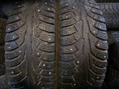 Nokian Hakkapeliitta 5. Зимние, шипованные, износ: 30%, 2 шт