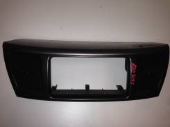 Консоль центральная. Toyota Voxy, AZR65G, AZR65, AZR60, AZR60G Toyota Noah, AZR65G, AZR65, AZR60G, AZR60