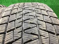 Bridgestone. Зимние, без шипов, 2013 год, 10 %, 2 шт