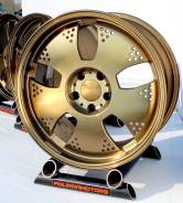 RAYS VOLK RACING. 8.5/9.5x18, 5x114.30, ET35/38, ЦО 73,0 мм.