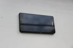 Sony Xperia Z3 Compact. �/�