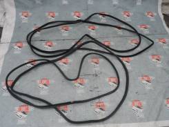 Уплотнитель стекла двери. Toyota Cresta, JZX100 Toyota Mark II, JZX100 Toyota Chaser, JZX100