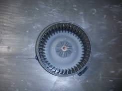 Мотор печки. Toyota Celica, ZZT230, ZZT231 Toyota Wish, ANE10, ANE10G, ANE11, ANE11W, ZNE10, ZNE10G, ZNE14, ZNE14G Двигатели: 1ZZFE, 2ZZGE, 1AZFE, 1AZ...