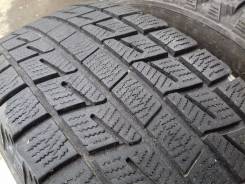 Bridgestone Blizzak Revo1. Зимние, без шипов, износ: 20%, 2 шт