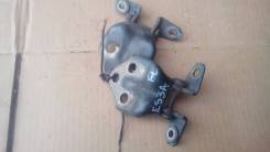 Крепление боковой двери. Mitsubishi Galant, E53A Двигатель 6A11
