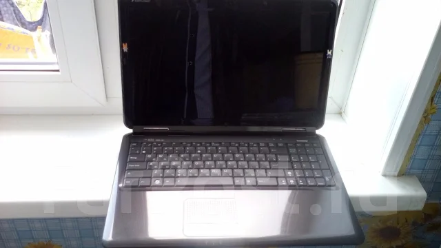 Asus K51AE. 15.6", 2,2����, ��� 4 ��, ���� 250���, WiFi: 1, Bluetooth: 1, ����������� �� 2��. ����