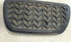 Накладка на педаль. Toyota: Windom, Aurion, Crown, Aristo, Verossa, Altezza, Mark II Wagon Blit, FJ Cruiser, Hilux Surf, Solara, Origin, Land Cruiser...