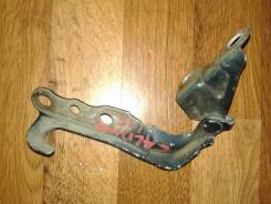 Крепление капота. Toyota Corona, ST191, ST190, CT190, CT195, ST195, AT190 Toyota Caldina, CT199, CT197, CT198, CT196, CT190, ET196, ST190, ST191, ST19...