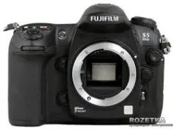 Fujifilm FinePix S5 Pro ����