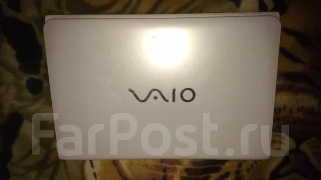 Sony VAIO. 15.6", ��� 4 ��, ���� 320���, WiFi: 1, Bluetooth: 1, ����������� �� 3��. ����