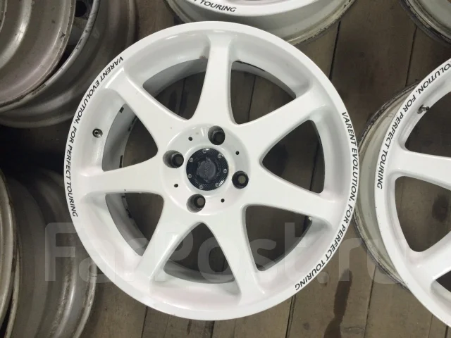 Hot Stuff Waren WS. 7.0x17", 4x114.3, ET45, �� 71���. ����