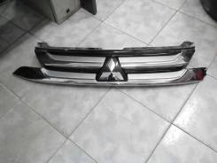 Решетка радиатора. Mitsubishi Outlander