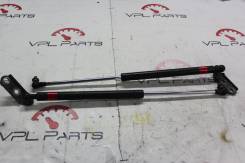 Капот. Toyota Harrier, MCU10, MCU10W