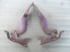 Крепление капота. Toyota: WiLL VS, Allex, Corolla Axio, Matrix, Corolla Fielder, Corolla, Corolla Runx Двигатели: 1NZFE, 1ZZFE, 2ZZGE, 2C, 2NZFE, 3ZZF...