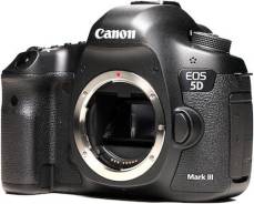 Canon EOS 5D Mark III Body. 20 и более Мп, зум: без зума