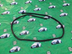 Уплотнитель двери багажника. Lexus RX300, MCU35 Toyota Harrier, MCU36W, GSU30, GSU35W, GSU36W, MHU38, MCU35W, MCU31, MCU30W, MCU31W, MHU38W, MCU35, AC...