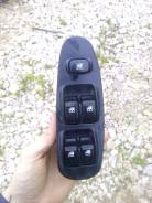 Блок управления стеклоподъемниками. Kia Spectra