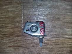 Замок лючка бензобака. Toyota: Corolla, Tercel, Hilux Surf, Corsa, Cynos, Corolla Levin, Corolla II, 4Runner, Land Cruiser, Vista, Sprinter, Sprinter...