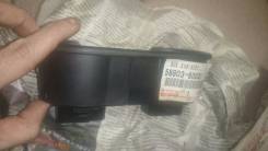 Подстаканник. Toyota Land Cruiser, HDJ101, FZJ100, FZJ105, HZJ105, HDJ100, UZJ100 Двигатели: 1HZ, 1HDT, 1FZFE, 2UZFE, 1HDFTE