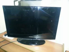 Samsung ue32eh4000. LCD (��) ����