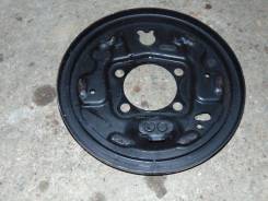 Кожух задней правой ступицы. Toyota Vitz, KSP90, NCP91, SCP90 Двигатели: 1NZFE, 2SZFE, 1KRFE