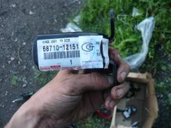 Крепление боковой двери. Toyota: Yaris, Corolla Rumion, RAV4, Noah, Succeed, Vitz, Ractis, Passo, Highlander, Crown, Sai, Corolla Axio, Corolla Spacio...