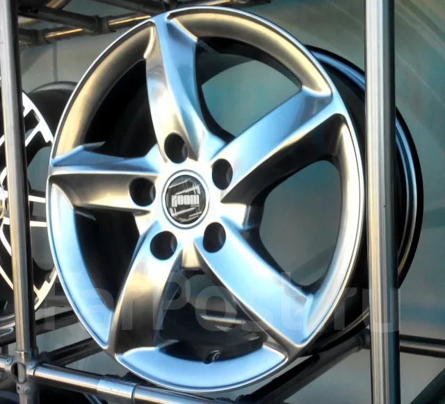 ZW 890. 6.5x15", 5x114.3, ET38, �� 67,1���. ����