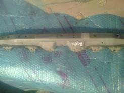 Крышка рамки радиатора. Toyota Wish, ZGE20G, ANE11, ANE10, ZNE10, ZNE14, ZGE21G, ZGE25, ZGE25W, ANE10G, ZGE20, ZGE21, ZGE22, ZGE20W, ZNE14G, ZGE22W, Z...
