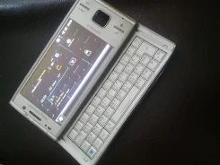 Sony Ericsson Xperia X2. ����� ����