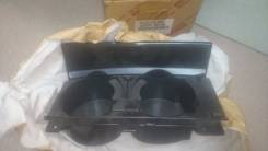 Подстаканник. Lexus LX470, UZJ100, HDJ100 Двигатели: 1HDFTE, 2UZFE