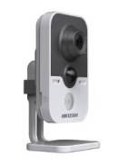 Видеокамера Hikvision DS-2CD2432F-I(W). с объективом
