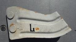 Крепление фары. Mitsubishi Pajero iO, H67W, H77W, H66W, H76W, H61W, H62W, H72W, H71W Mitsubishi Pajero Pinin Двигатели: 4G94, 4G93