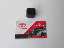 Сайлентблок подвески. Toyota Tarago, ACR30, CLR30 Toyota Previa, CLR30, ACR30 Toyota Estima, ACR30, AHR10, MCR30 Двигатели: 2AZFE, 1CDFTV, 1MZFE, 2AZF...