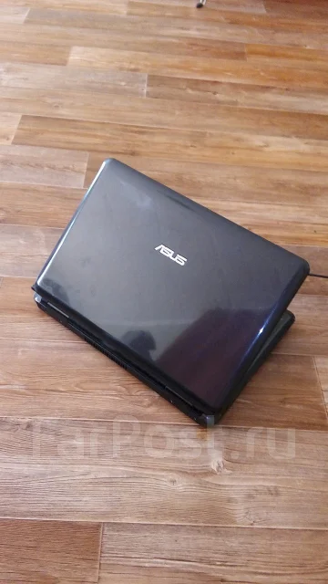 Asus K40AB. 14", 2,5����, ��� 3072 ��, ���� 250���, WiFi: 1, Bluetooth: 1, ����������� �� 1��. ����