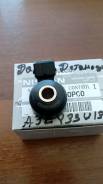 Датчик детонации. Nissan: Bluebird, 100NX, Maxima, Presage, R'nessa, Elgrand, Lucino, Avenir, Almera, Sunny, Civilian, 180SX, Silvia, Cedric, Car...