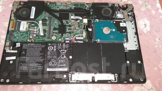 Acer Aspire V5-572G. 15.6", ��� 4 ��, ���� 320���, WiFi: 1, Bluetooth: 1 ����