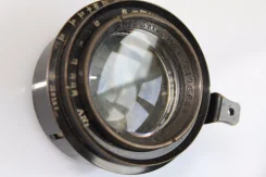 Zeiss. ������� ������� 40.5 �� ����