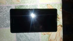 Sony Xperia E3. �/�