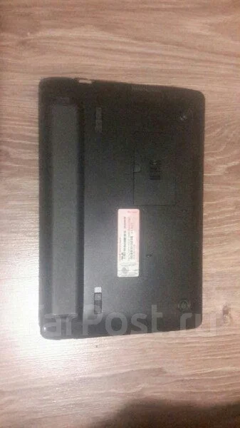 Asus Eee PC 1015BX. 15.5", 1����, ��� 2048 ��, ���� 500���, WiFi: 1, Bluetooth: 1, ����������� �� 7��. ����