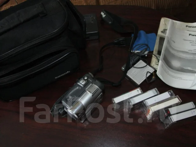 Panasonic HDC-HS200 ����