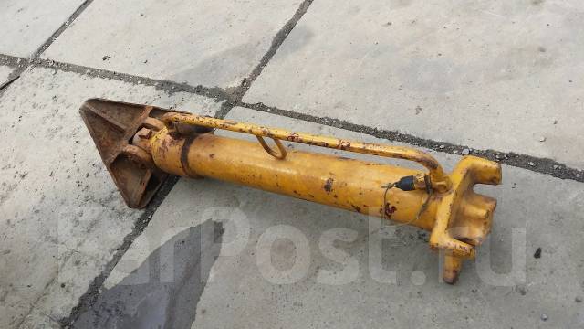 Домкрат для демонтажа столбов и свай. (домкрат) Для буровой установки ...