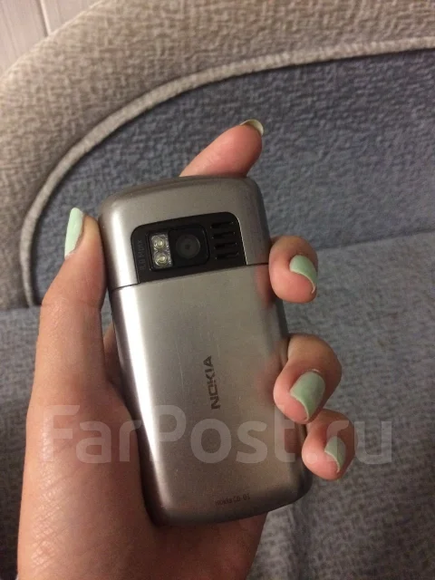 Nokia C6-01. �/� ����
