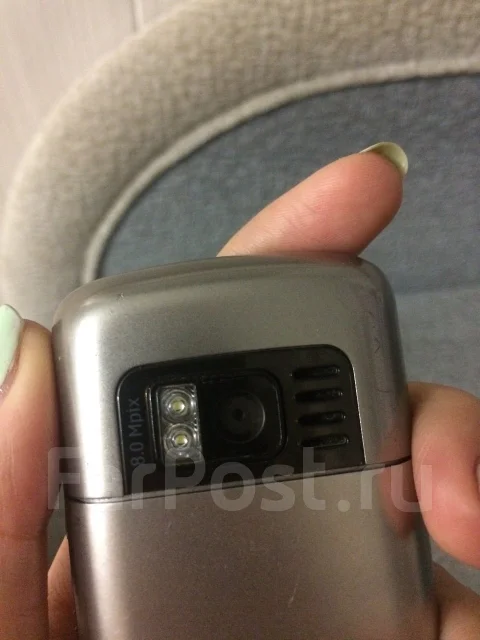 Nokia C6-01. �/� ����