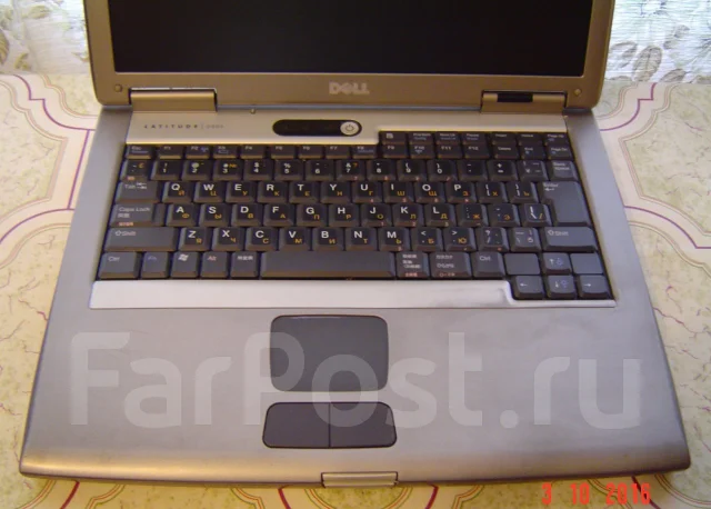 Dell Latitude 15. 15", 1 600����, ��� 1024 ��, ���� 40���, WiFi: 1, ����������� �� 1��. ����